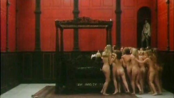 Гігантський чорний лох Мандінго секс еротика відео принижує повію Менді Мьюз